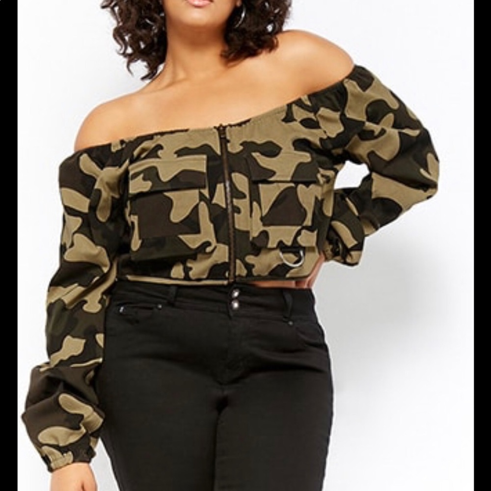 Camouflage crop jacket